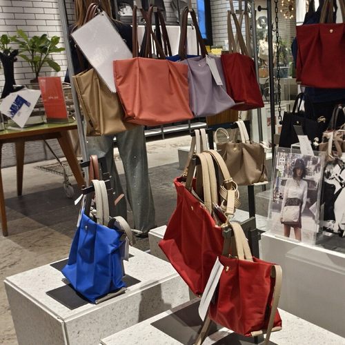 日本小众单肩斜跨手提包