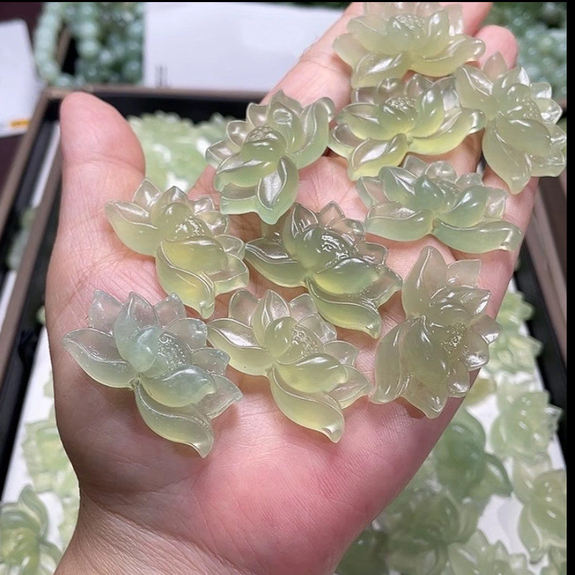 岫玉莲花吊坠佛公吊坠平安锁吊坠叶子吊坠批发