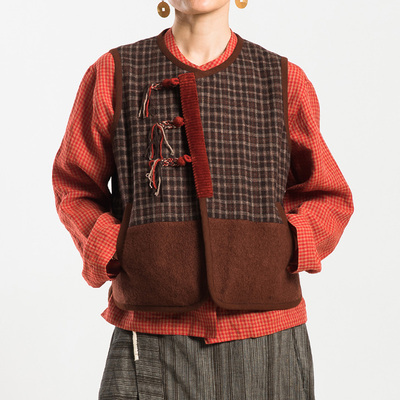 城市山民UrbanTribe女式羊毛拼接手工扣宽松马甲CF29073