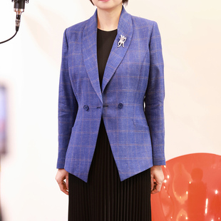 601 上衣BAOLANG23 white collar宝蓝格羊毛双排扣下摆开叉长袖