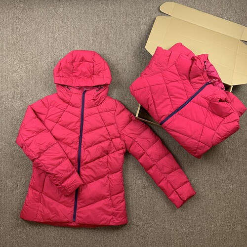 冬季保暖防风防泼水羽绒服女款