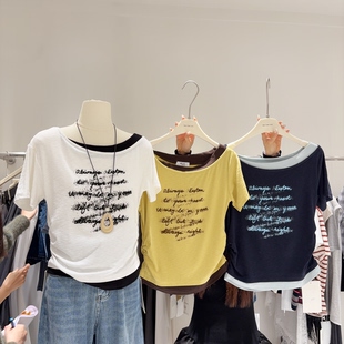 小众时髦精 T恤女褶皱显瘦上衣小个子 拼色斜肩一字领字母印花短袖