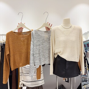 小众温柔针织衫 肌理感上衣女 秋冬叠穿V领镂空针织毛衣百搭长袖