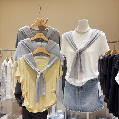 减龄时髦单品！配条纹披肩低圆领T恤女短袖褶皱收腰上衣两件套女