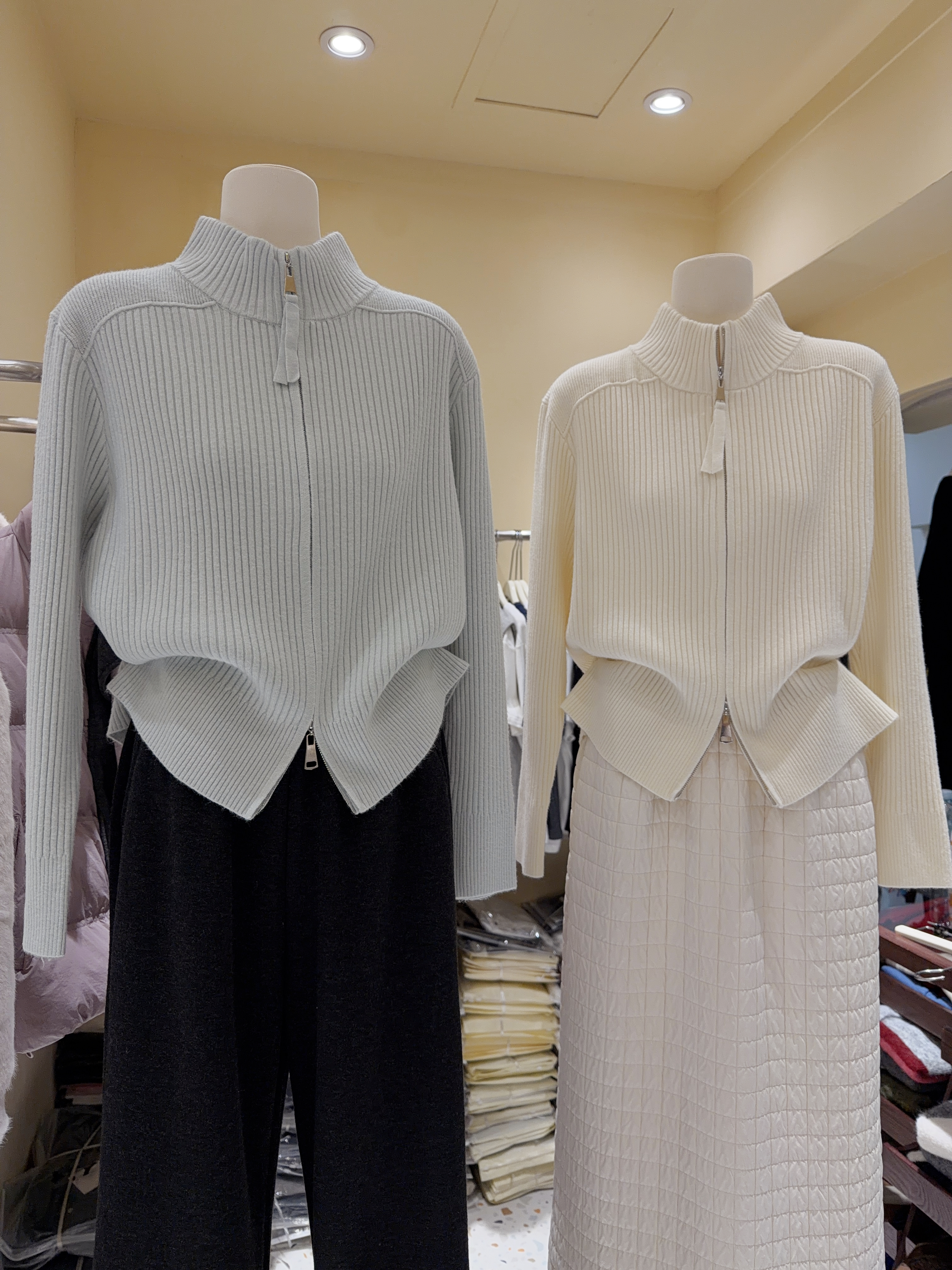 立领拉链式坑条半高领针织衫保暖显瘦毛衣女秋冬高级感别致上衣女