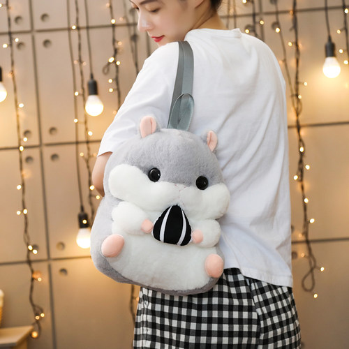 卡通仓鼠公仔毛绒玩具仓鼠抱枕背包书包四合一暖手空调毯子布娃娃