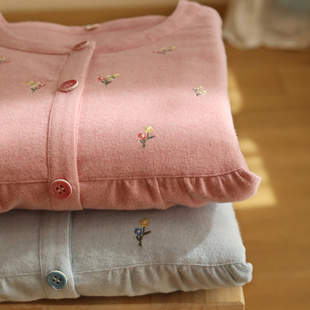 高级感绣花纯棉磨毛睡衣女秋冬季2025新款圆领可外穿家居服套装