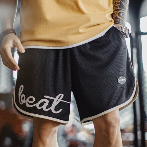 马登工装美式篮球网眼训练四分裤