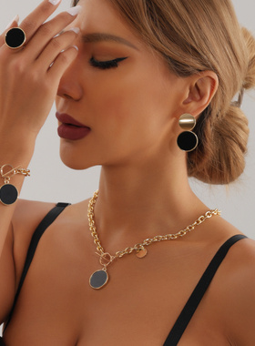 欧美跨境饰品甜酷辣妹黑色圆形仿