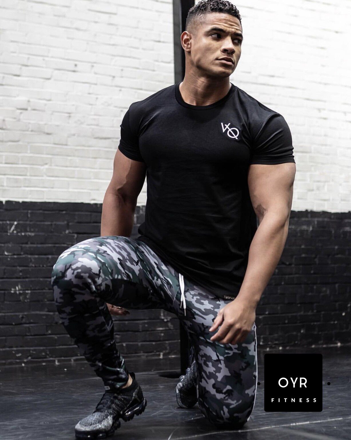 修身VQ短袖男运动排汗