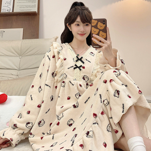 Kiai 200斤胖MM高级感加肥冬大码睡衣女冬季新款法兰绒印花睡裙宽