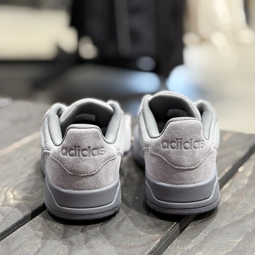 Adidas阿迪达斯男鞋2026夏新款缓震经典舒适运动休闲鞋KI8456