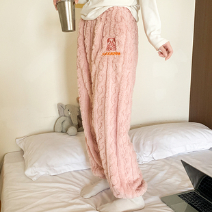 加厚珊瑚绒睡裤女秋冬季长裤保暖大码胖MM200斤卡通家居裤可外穿
