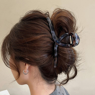 复古豹纹高级感发夹女2024新款高端脑勺大号鲨鱼夹抓夹头饰夹子