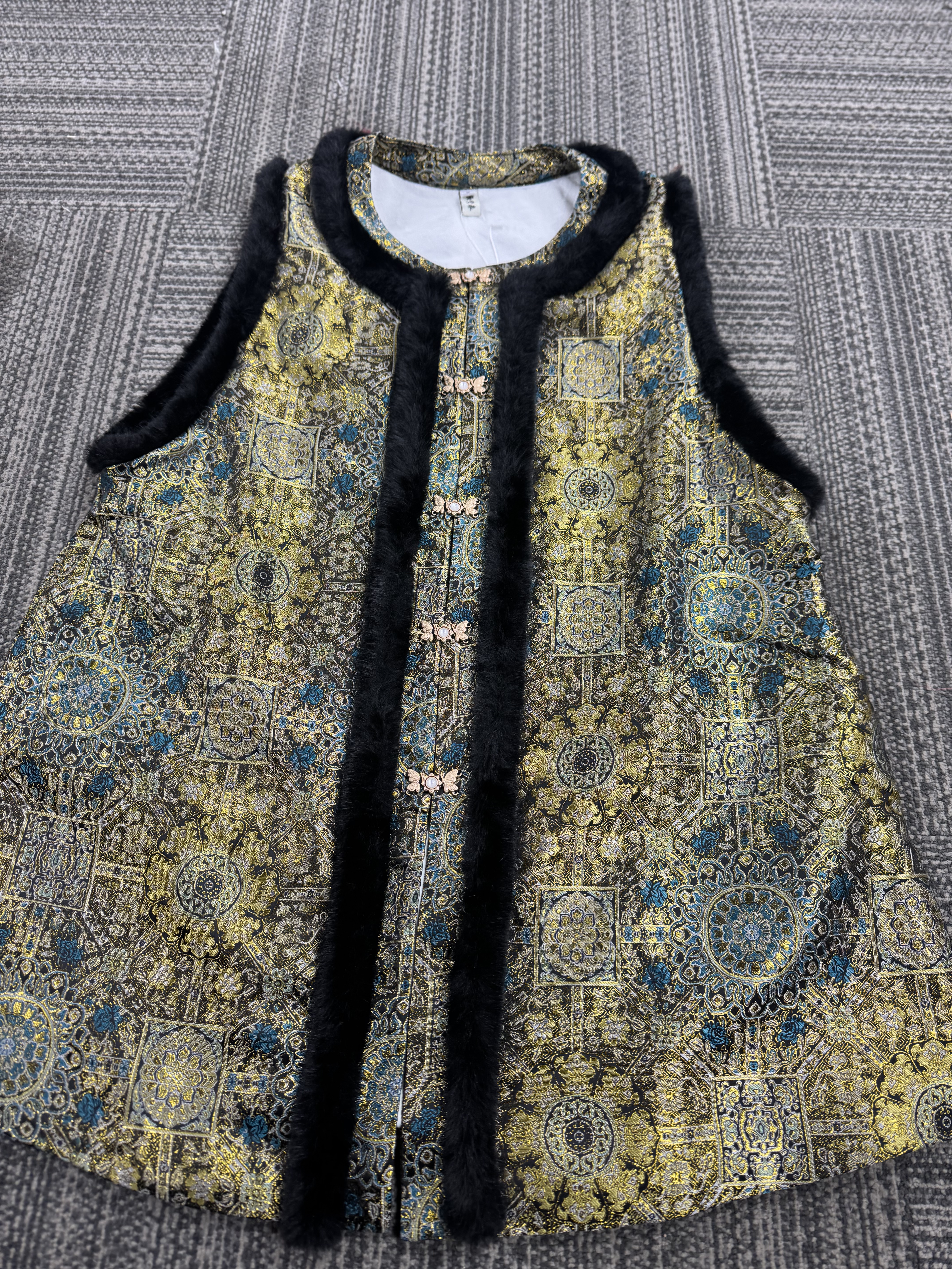 【黑玄锦】定织八达晕黑金贵气加绒圆领比甲明制汉服冬季日常口袋,女装/女士精品,汉服上装,淘宝优惠券,粉丝福利购,淘宝优惠卷