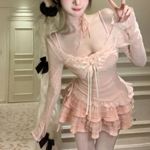 纯欲风甜辣显瘦吊带上衣蕾丝拼接蛋糕半裙两件套夏季 人间水蜜桃