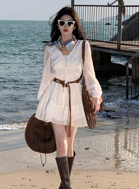 2025年春夏新款云南新疆草原旅游拍照纯色连衣裙女显瘦沙滩短裙仙