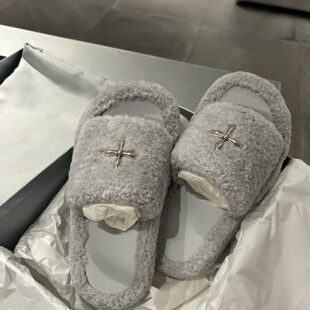 高品质！2025年新款十字架尘埃灰毛毛拖鞋女外穿厚底增高一字拖鞋