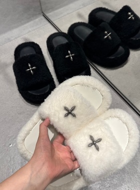 高品质！2025年新款十字架雕像皮毛一体毛毛拖鞋女外穿一字拖鞋女
