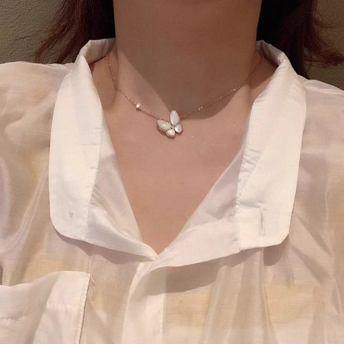 超仙轻奢贝母蝴蝶项链