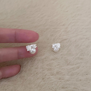 设计感洋气蝴蝶结珍珠耳钉925银针甜美小众高级大气耳环2025新款