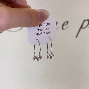 甜酷独特卡通立体可爱小狗耳环小众个性 设计感高级气质冷淡风耳饰