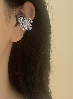 适用freeclie2耳机夹扣珍珠烟花钻扣小众爆闪高级耳夹装饰扣配件