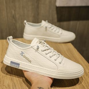 男鞋2026新款春季真皮休闲皮鞋男士潮流一脚蹬小白鞋软底低帮板鞋