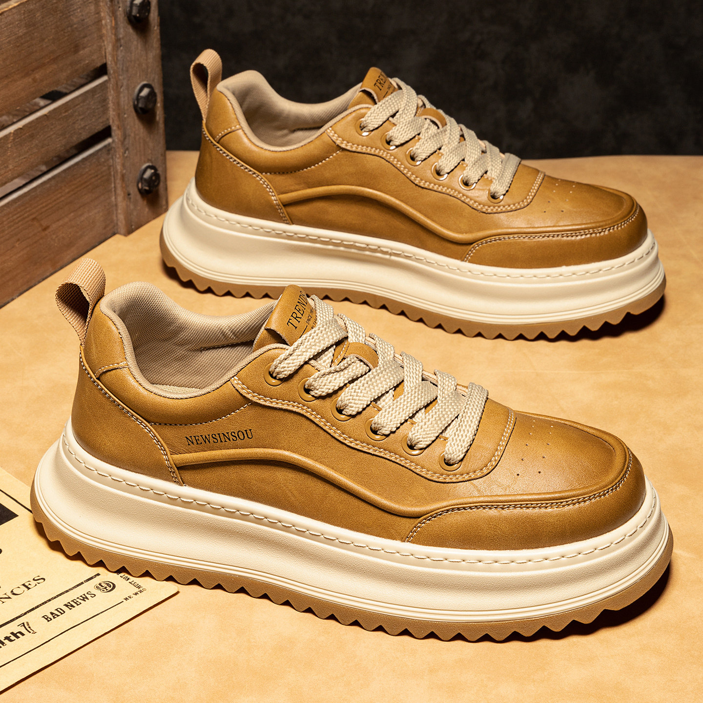 2025冬季新款时尚男鞋潮流厚底男士板鞋百搭潮鞋男式休闲鞋子皮鞋