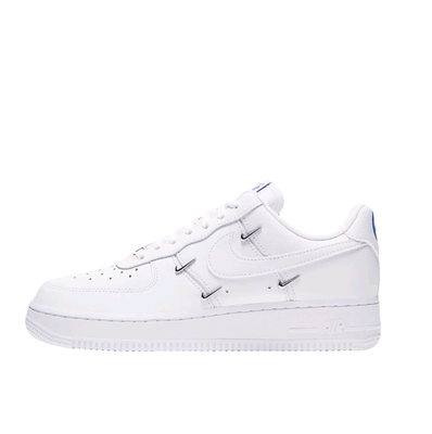 Nike Air Force 1 07 LX 