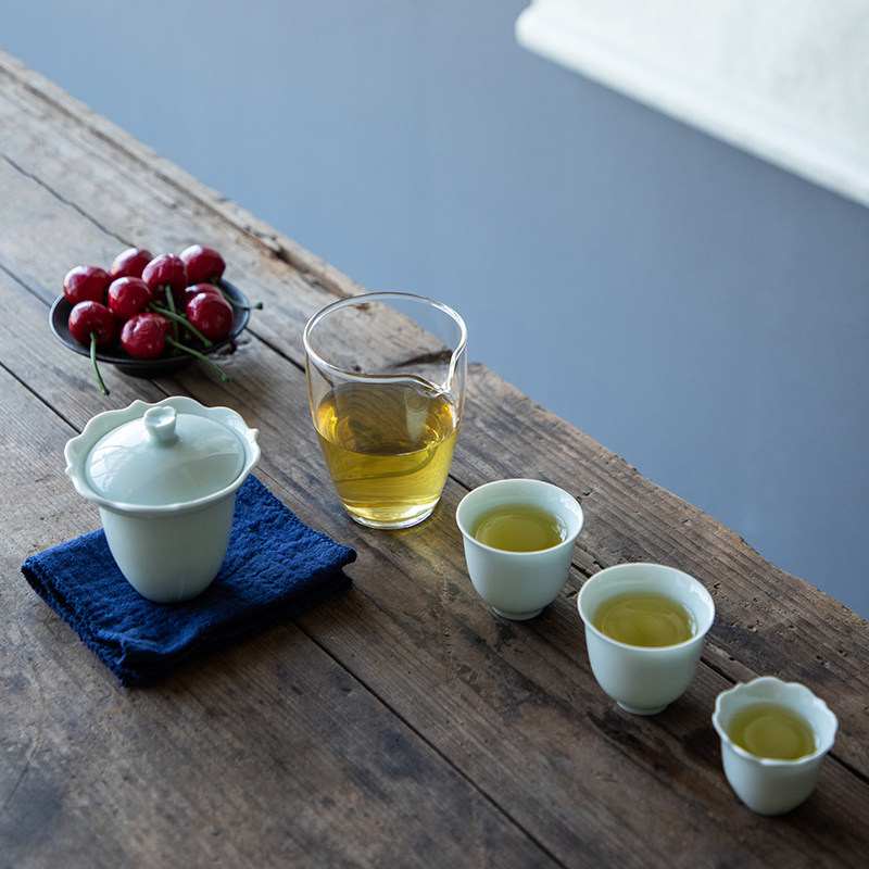 中式轻奢简约便携旅行茶具套装高端防烫陶瓷盖碗三个茶杯玻璃茶海