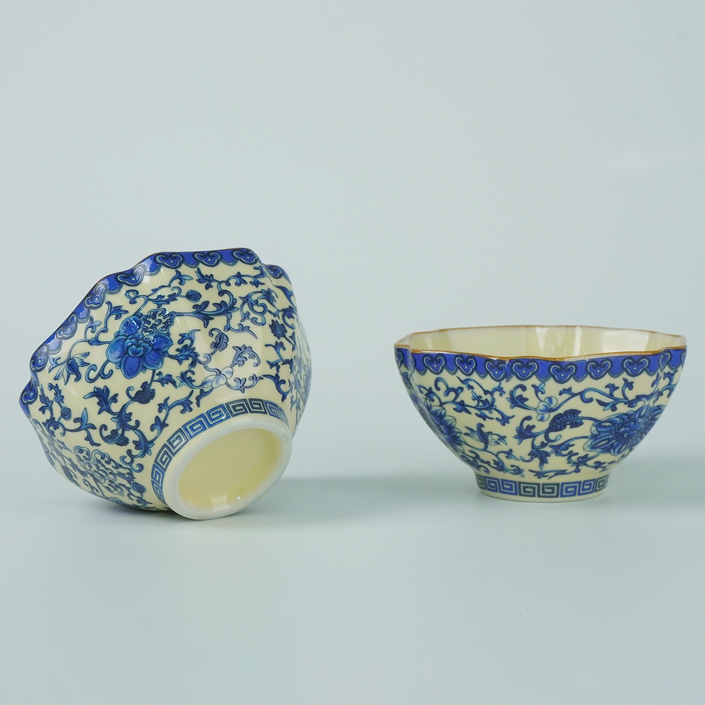 瓷恒堂汝窑缠枝莲品茗杯