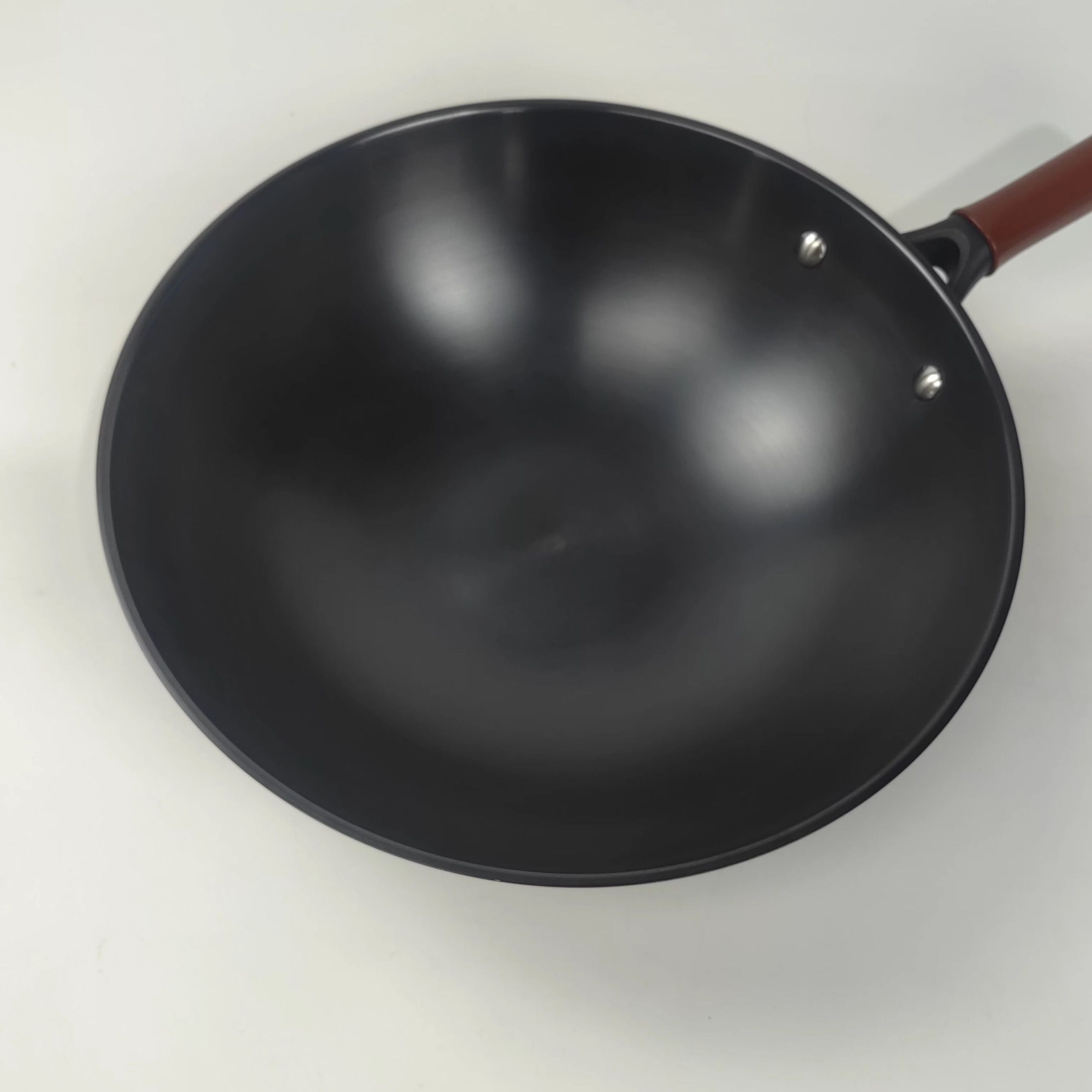 爱仕达王朝锈不了无涂层炒锅家用爆炒铁锅CF30R1Q