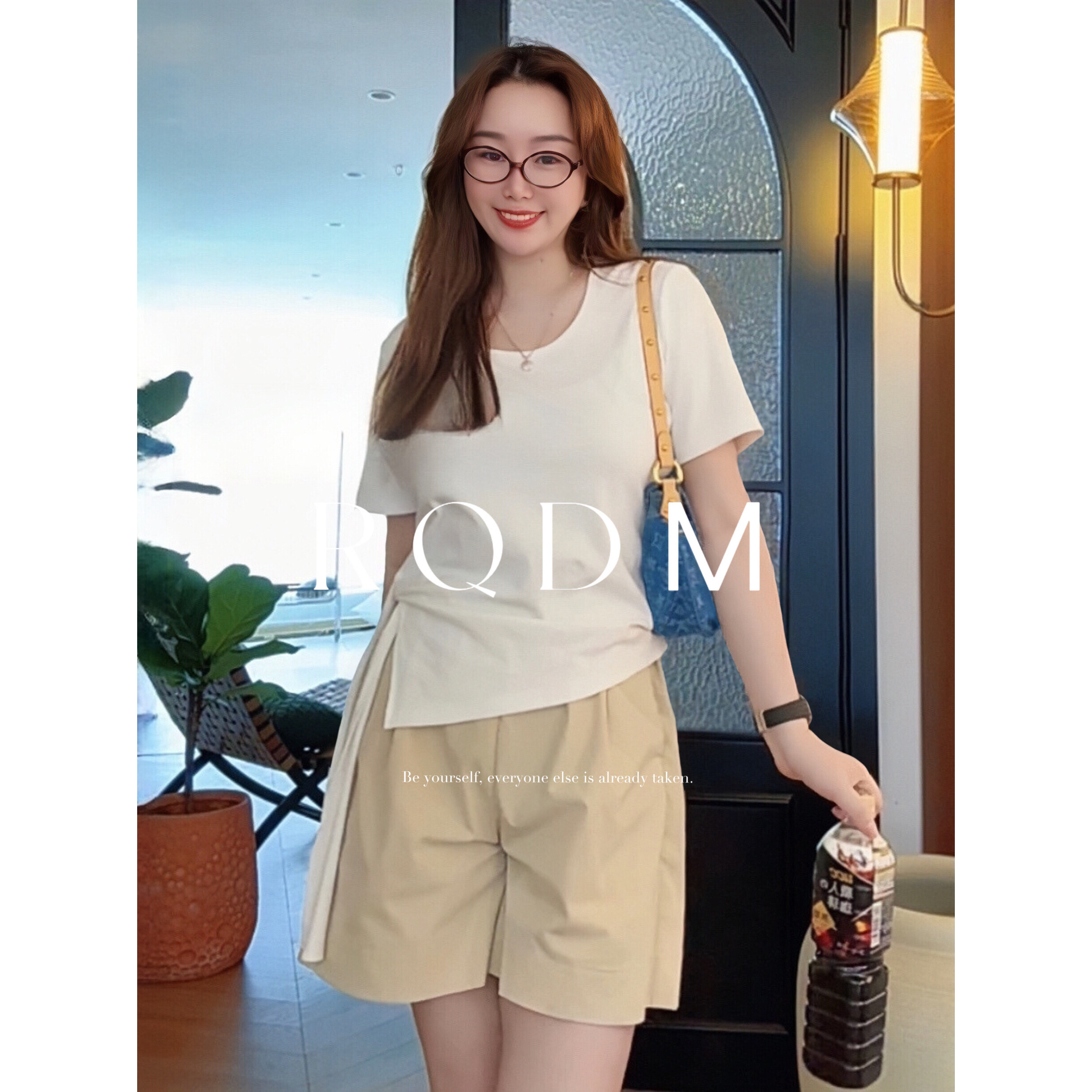 设计感小众方圆领正肩短袖T恤女