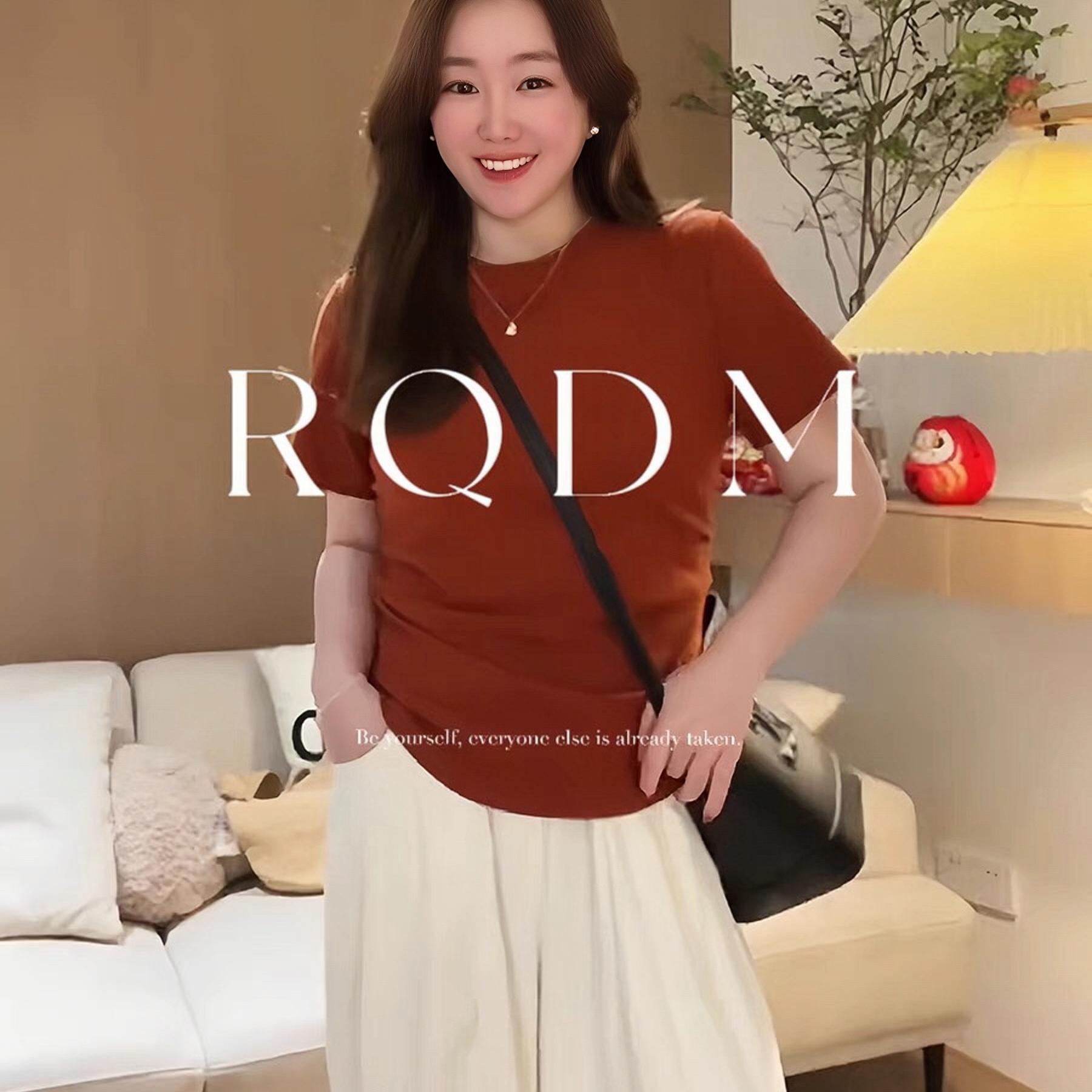 大码女装2025新款夏季胖妹妹双收腰显瘦纯色圆领正肩短袖T恤上衣