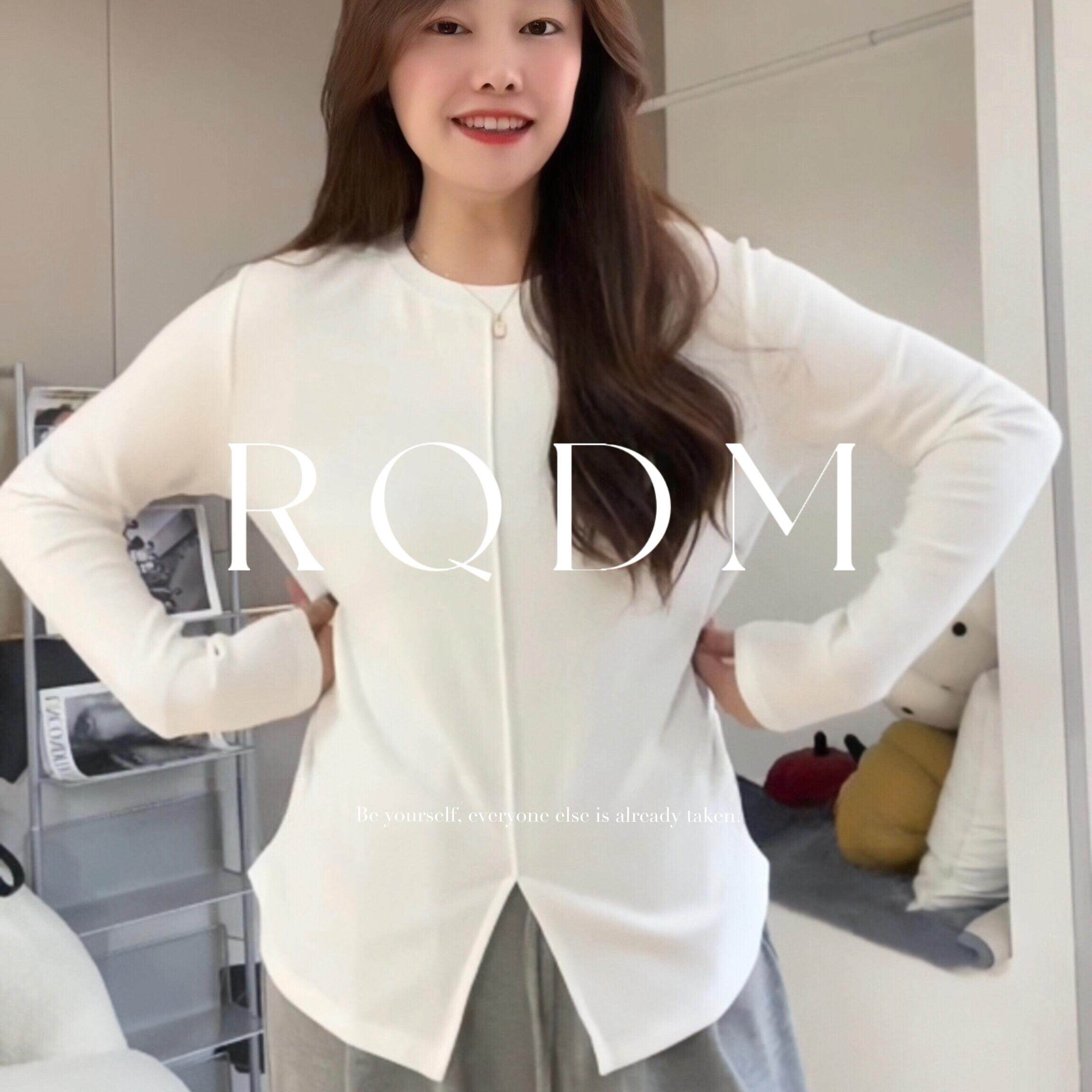 设计感显瘦圆领正肩长袖T恤上衣