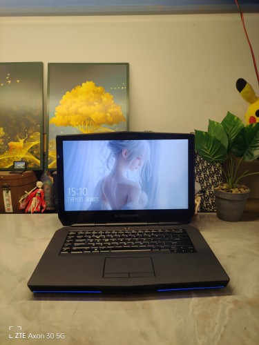 二手外星人Alienware 15游戏本 4K超清屏 i7四核GTX980M240G固态
