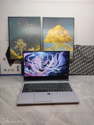 二手机械革命Z2 Air游戏本 15.5寸窄边屏 i7六核GTX1050Ti 4G独显