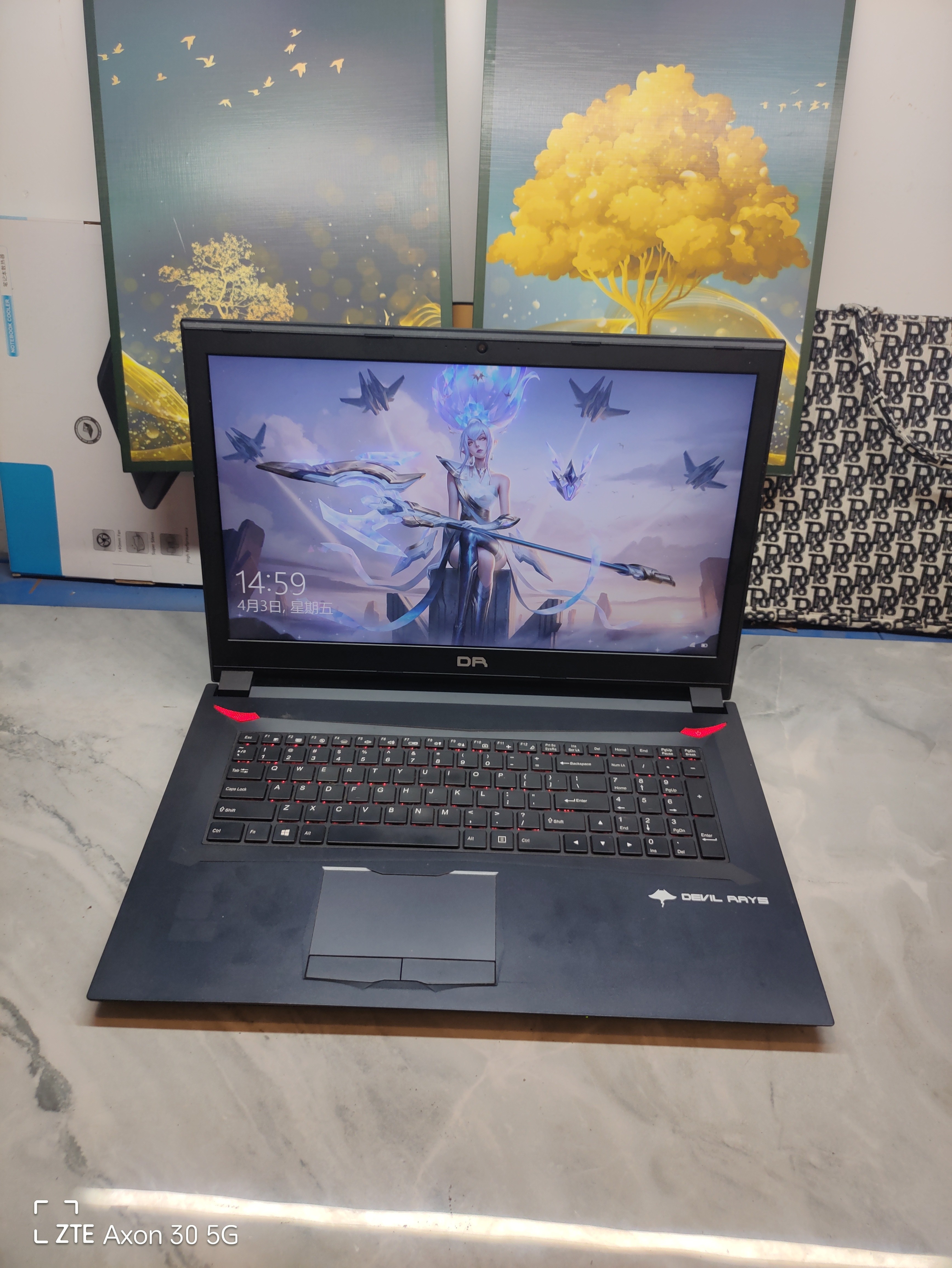 二手未来人类DR7-PLUS游戏本17寸大屏i7四核GTX1060 6G独显三角州