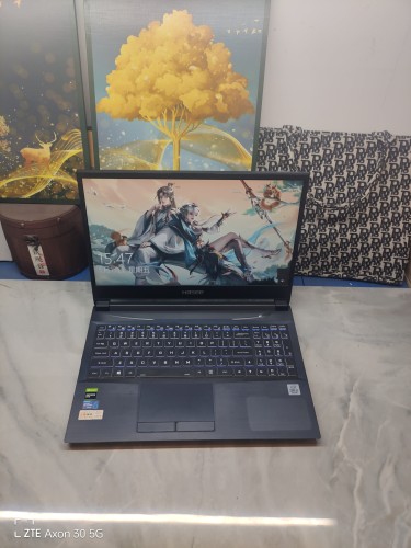 二手神舟游戏本 15.5寸144 hz大屏 10代i5四核GTX1650Ti 4G独显
