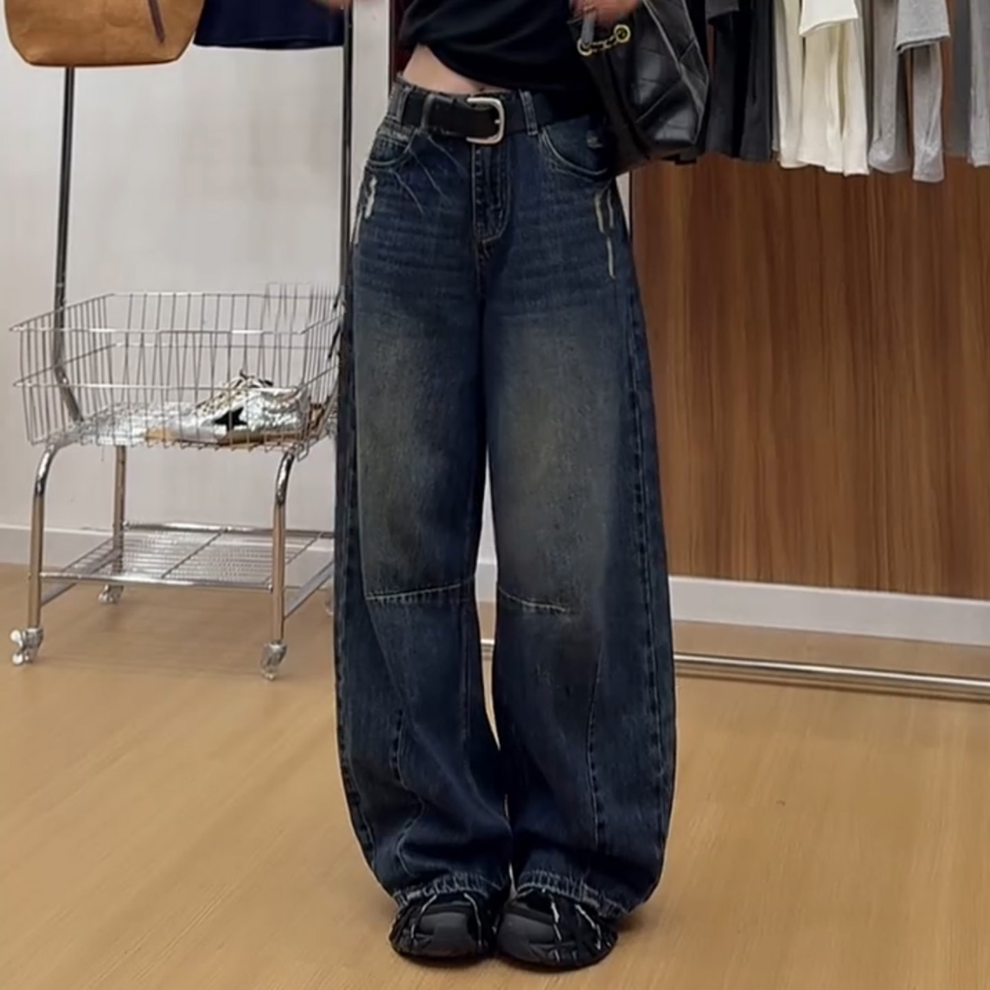 大码女装2025秋季新款高腰复古直筒牛仔裤宽松显瘦洋气拖地弯刀裤