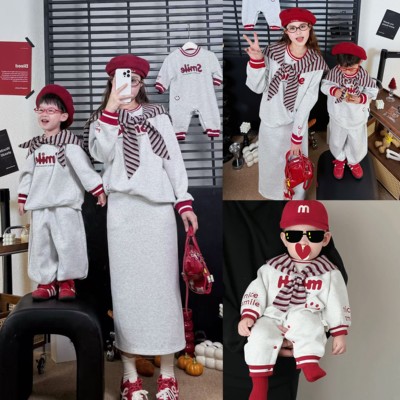 潮牌亲子装一家三四口装婴儿百天周岁外出服炸街母女字母卫衣套装