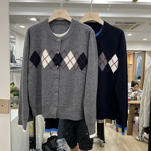 实体店同款2026秋季新款女士圆领菱形假两件全羊毛长袖欧货针织衫