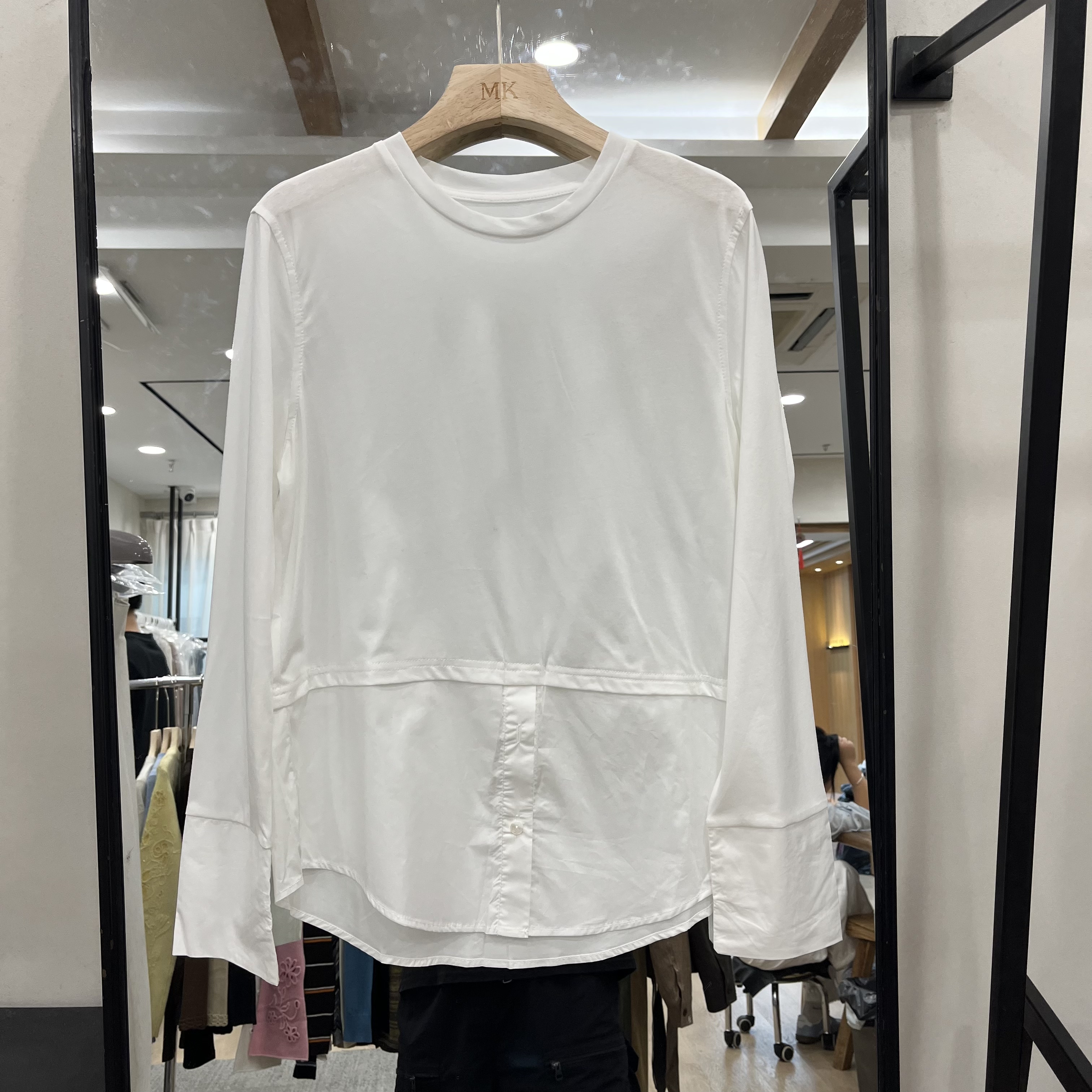 实体店同款2026秋季新款女士圆领拼接假两件棉质长袖T恤欧货上衣