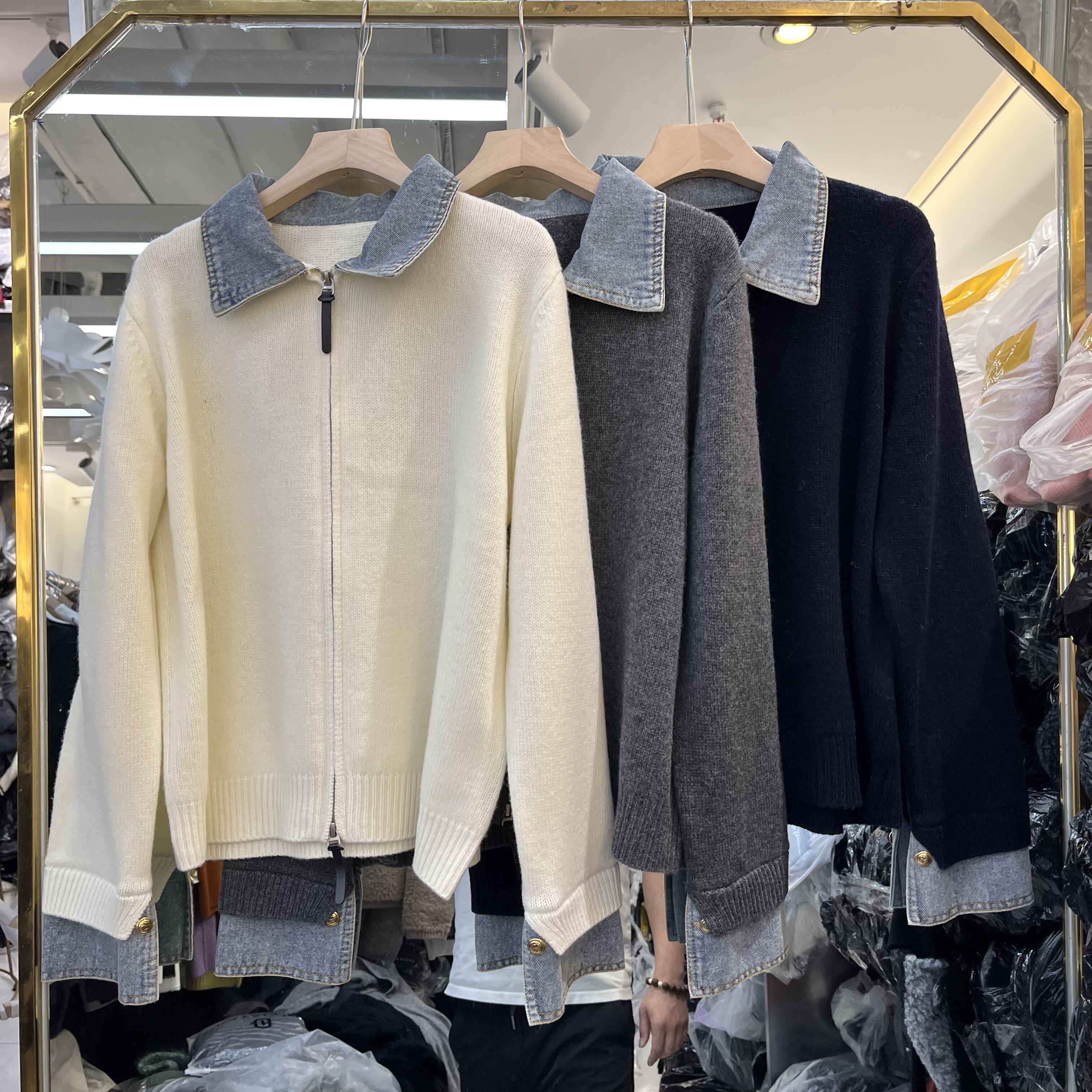 欧洲站2025秋季新款女士牛仔领拼接全羊毛拉链开衫欧货时尚针织衫