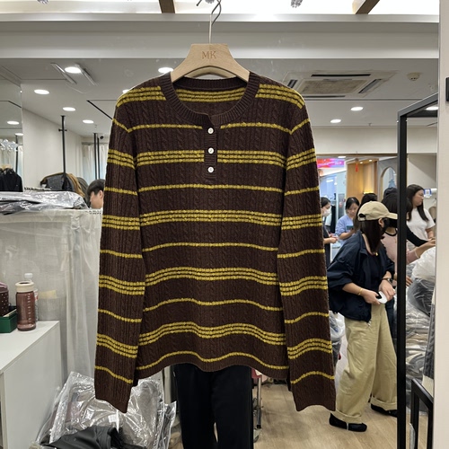 实体店同款2026秋冬新款女士圆领拼色麻花纹羊毛长袖欧货时尚针织