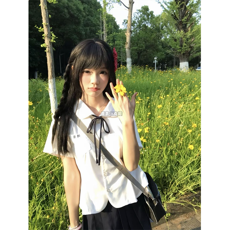 清新可爱娃娃领显瘦短袖衬衫小众樱花妹上衣校供感穿搭百褶裙套装