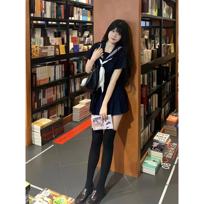 JK制服套装纲领绀长短袖衬衫上衣百搭绀JK短裙原创JK校供感学院风
