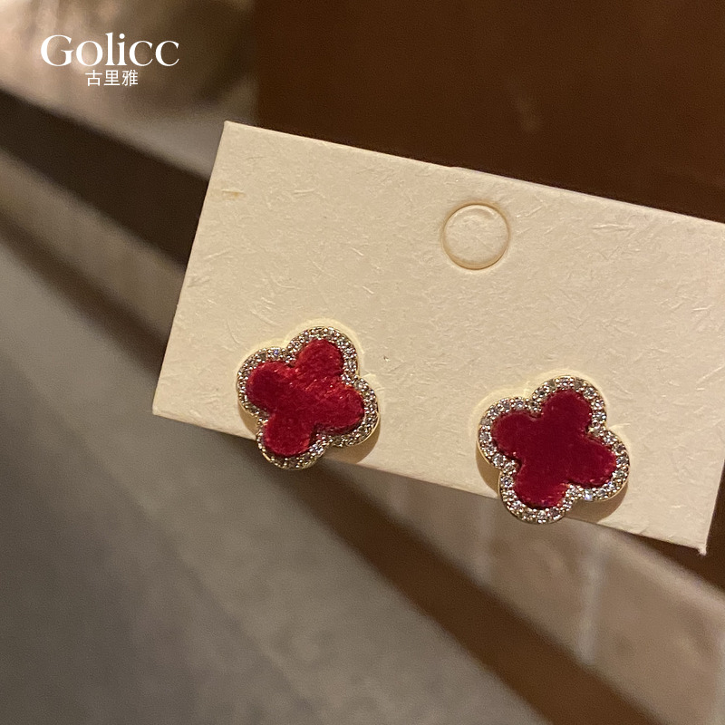 红色微镶丝绒四叶草耳钉高级感