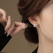 银色珍珠烟花耳钉女2026新款 高级感耳饰精致小巧耳环独特漂亮 爆款